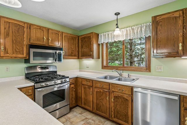 12725 Ethelton Way, Apple Valley, MN 55124