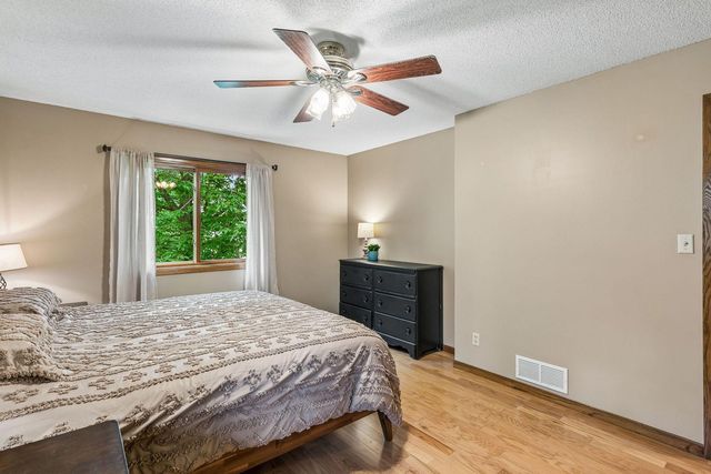 12725 Ethelton Way, Apple Valley, MN 55124