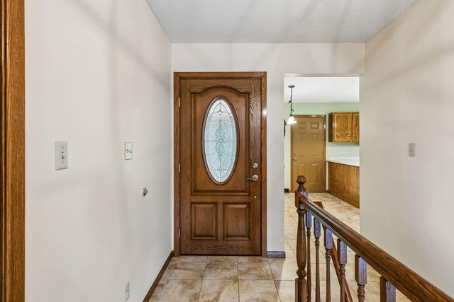 12725 Ethelton Way, Apple Valley, MN 55124