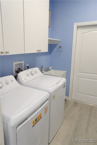 5774 N Lamp Post Drive, Beverly Hills, FL 34465