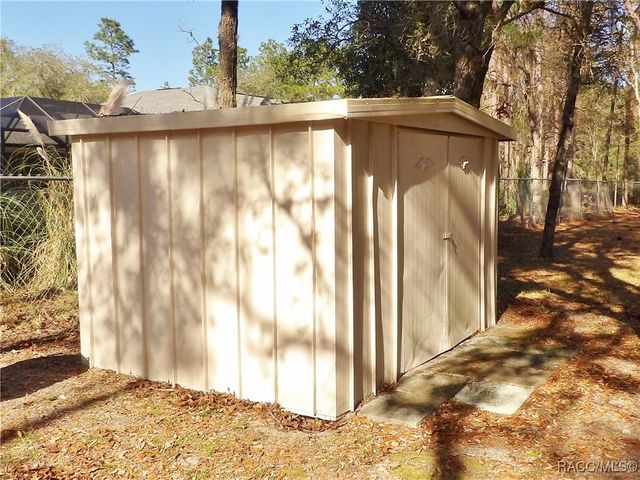 5774 N Lamp Post Drive, Beverly Hills, FL 34465