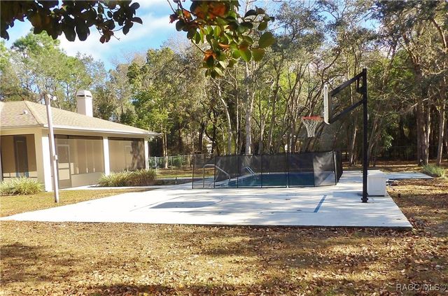 5774 N Lamp Post Drive, Beverly Hills, FL 34465