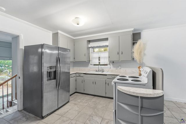 89 Jordan Drive, Hawkinsville, GA 31036