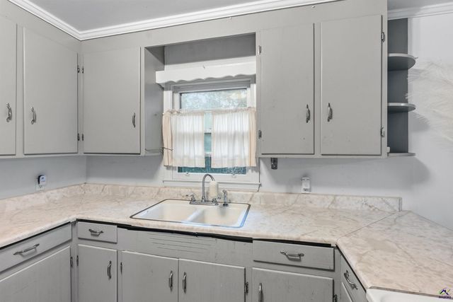 89 Jordan Drive, Hawkinsville, GA 31036