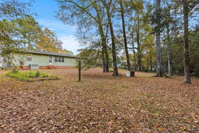 89 Jordan Drive, Hawkinsville, GA 31036