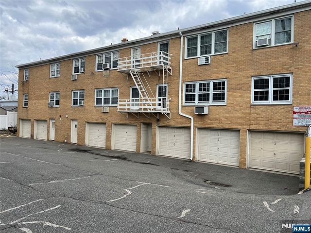 712 Cedar Lane 2, Teaneck, NJ 07666