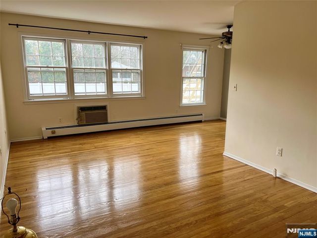 712 Cedar Lane 2, Teaneck, NJ 07666