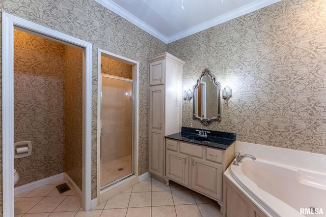 306 ARBOR Drive, Carterville, IL 62918