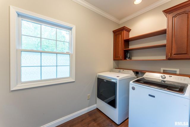 306 ARBOR Drive, Carterville, IL 62918