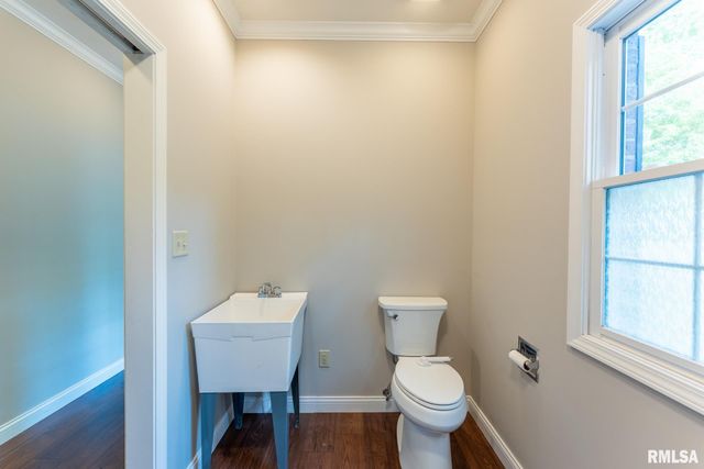 306 ARBOR Drive, Carterville, IL 62918