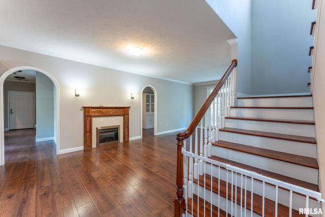 306 ARBOR Drive, Carterville, IL 62918