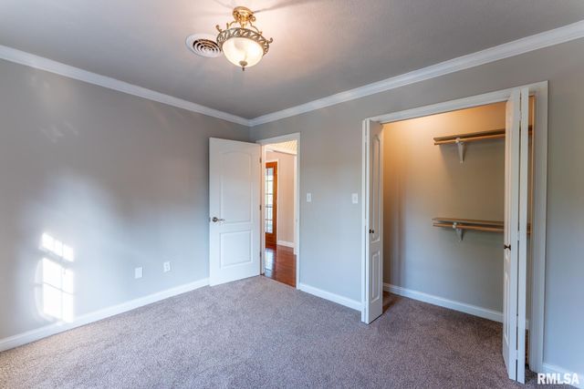 306 ARBOR Drive, Carterville, IL 62918