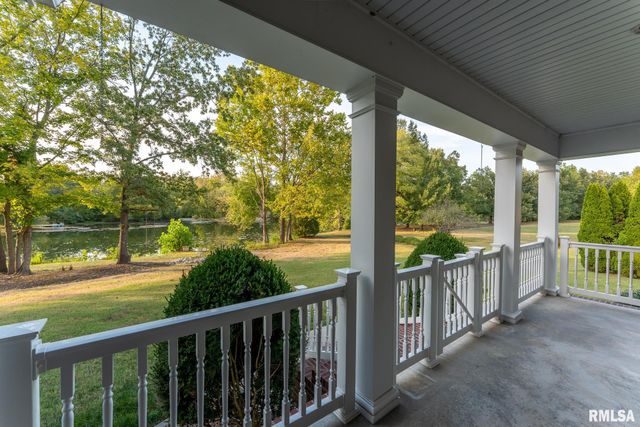 306 ARBOR Drive, Carterville, IL 62918