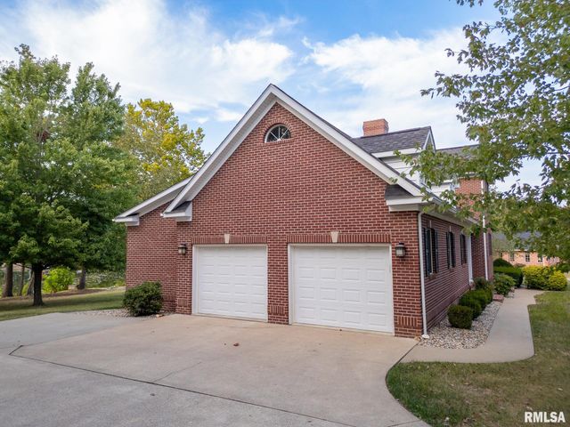 306 ARBOR Drive, Carterville, IL 62918