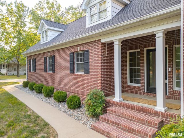 306 ARBOR Drive, Carterville, IL 62918