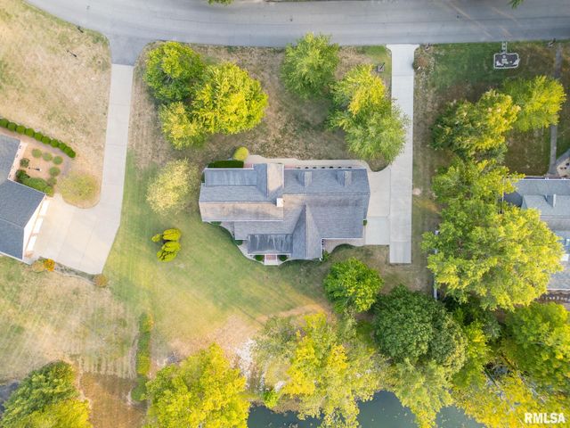 306 ARBOR Drive, Carterville, IL 62918