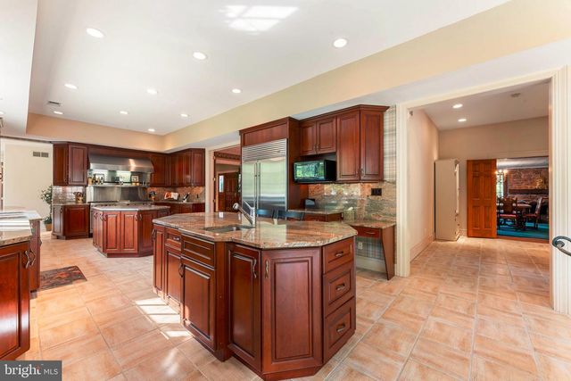 1390 OLD JACKSONVILLE, Ivyland, PA 18974