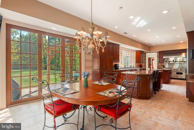 1390 OLD JACKSONVILLE, Ivyland, PA 18974