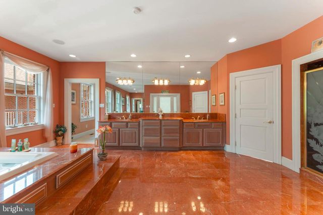 1390 OLD JACKSONVILLE, Ivyland, PA 18974