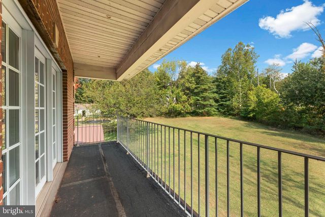 1390 OLD JACKSONVILLE, Ivyland, PA 18974