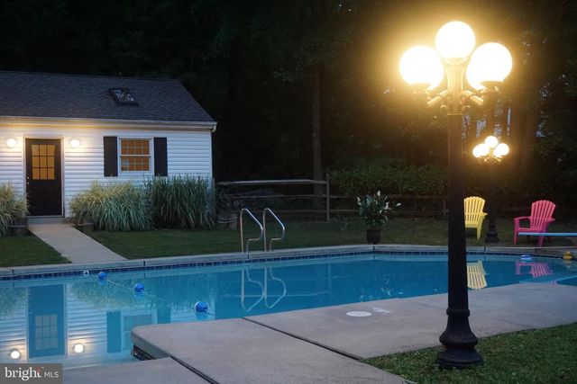 1390 OLD JACKSONVILLE, Ivyland, PA 18974