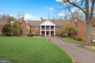 1390 OLD JACKSONVILLE, Ivyland, PA 18974