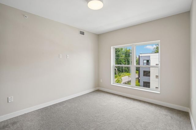 2645 Burton Road 3-2, Ann Arbor, MI 48104