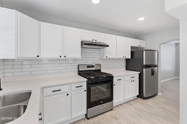 6285 RUDY VIDOVIC Street, El Paso, TX 79932