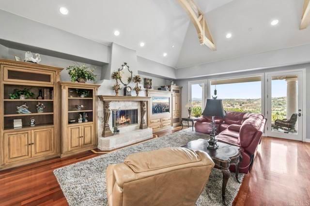 30002 Via Maria Elena, Bonsall, CA 92003