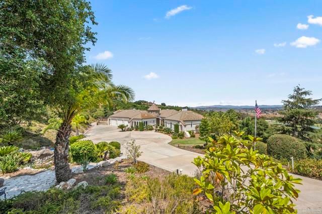 30002 Via Maria Elena, Bonsall, CA 92003