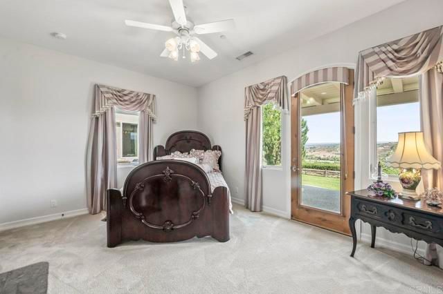 30002 Via Maria Elena, Bonsall, CA 92003