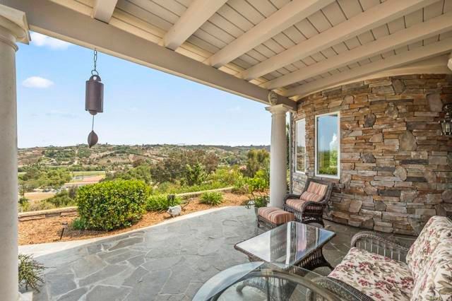 30002 Via Maria Elena, Bonsall, CA 92003