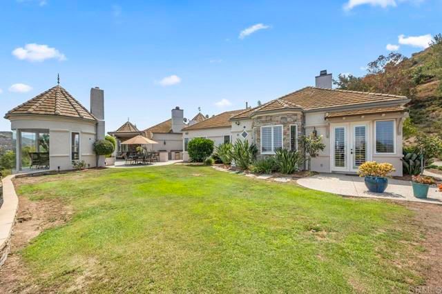 30002 Via Maria Elena, Bonsall, CA 92003