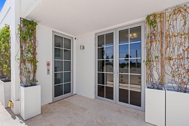 247 Worth Avenue Penthouse, Palm Beach, FL 33480