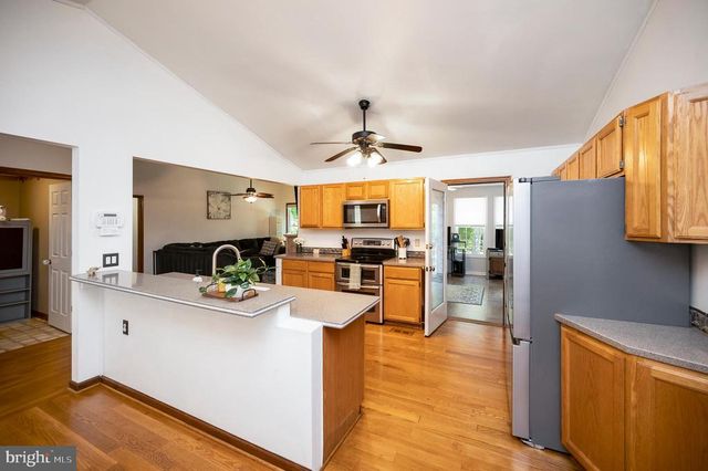 124 REPUBLIC AVE, Locust Grove, VA 22508
