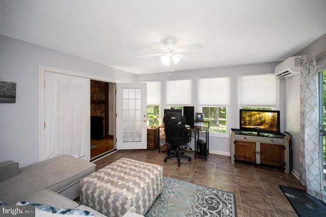 124 REPUBLIC AVE, Locust Grove, VA 22508