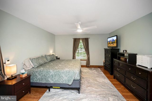 124 REPUBLIC AVE, Locust Grove, VA 22508