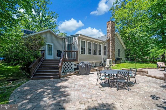 124 REPUBLIC AVE, Locust Grove, VA 22508