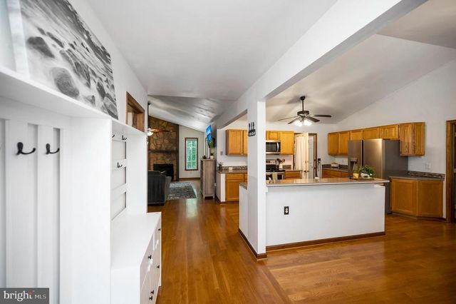 124 REPUBLIC AVE, Locust Grove, VA 22508