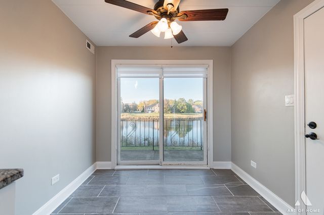 9910 Treetop Drive 3904, Orland Park, IL 60462