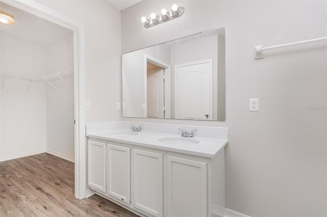 7220 RUNDLEWAY COURT, Orlando, FL 32818