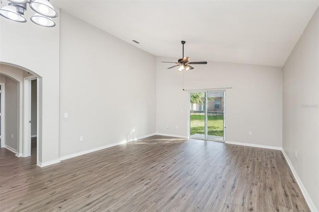 7220 RUNDLEWAY COURT, Orlando, FL 32818