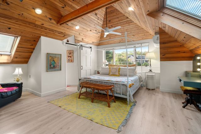 34 Marion Ave, Norwood, MA 02062