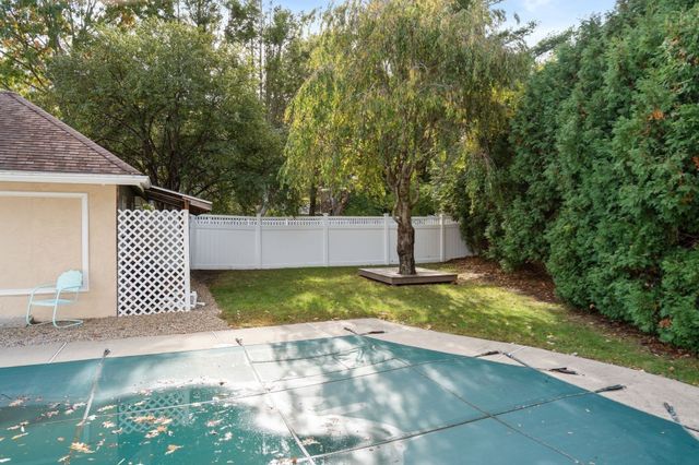 34 Marion Ave, Norwood, MA 02062