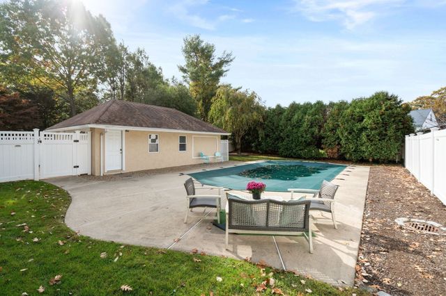 34 Marion Ave, Norwood, MA 02062
