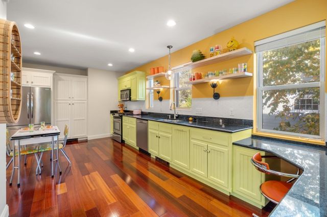 34 Marion Ave, Norwood, MA 02062