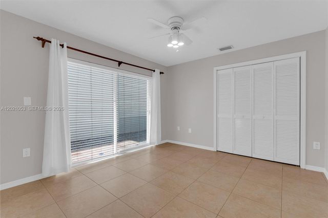 10635 NW 54th St, Doral, FL 33178