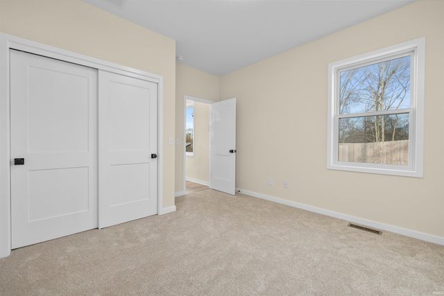 1004 E Hawthorn Lane, Columbia City, IN 46725