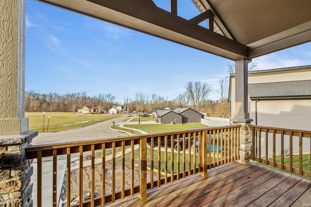 1004 E Hawthorn Lane, Columbia City, IN 46725