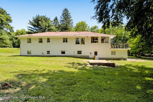 94 Lodge Road, Saugerties, NY 12477